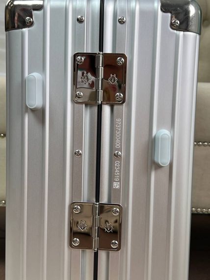 Валіза Rimowa Classic Check Suitcase 50×40×23 см c894 | Зображення 8