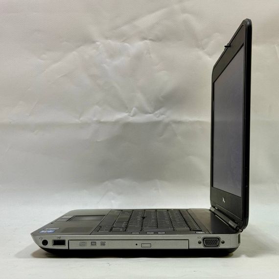 Ноутбук Dell Latitude E5430 / 14" (1366x768) TN / Intel Core i5-3340M (2 (4) ядра по 2.7 - 3.4 GHz) / 8 GB DDR3 / 500 GB HDD / Intel HD Graphics 4000 / Windows 10 Pro б/у | Зображення 5