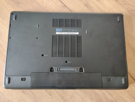 Ноутбук Dell Precision M2800/15.6 HD/i5 4210M/8Gb/SSD250Gb/FirePro W4170M-2Gb | Зображення 6