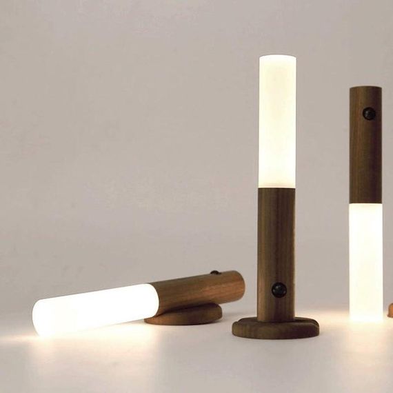 LED-нічник на магнітному тримачі з акумулятором та датчиком руху (заокруглений, матовий) темний ясен | Зображення 1