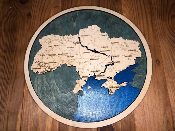 Об'ємна багатошарова 3D карта України