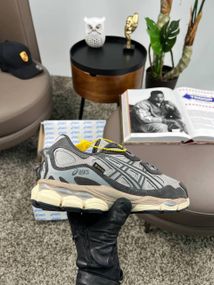 Кросівки ASICS Gel-NYC GTX Grey Beige весна / осінь А4486 42 26