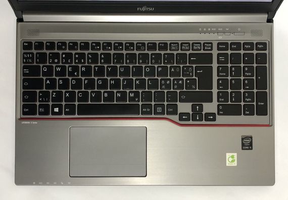 Ноутбук Б-класс Fujitsu LifeBook E754 / 15.6'' (1366x768) TN / Intel Core i5-4210M (2 (4) ядра по 2.6 - 3.2 GHz) / 8 GB DDR3 / 128 GB SSD / Intel HD Graphics 4600 / WebCam / DVD-ROM б/у | Зображення 7