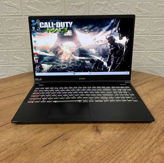 Ноутбук Origin Evo-15S 4К OLED i7 10875H 16Gb SSD 512Gb RTX 2070 MaxQ Б/В | Зображення 1