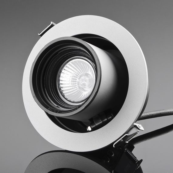 Светильник врезной  поворотный KW-4/50W GU10 DL SL MR16