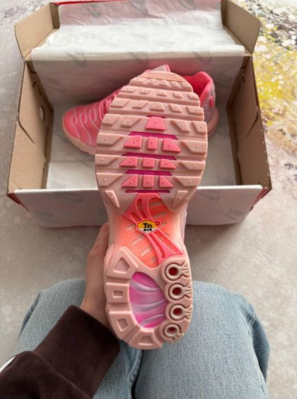 Кросівки Air Max Tn Plus Pink пудра  весна / літо / осінь 0193 | Зображення 1