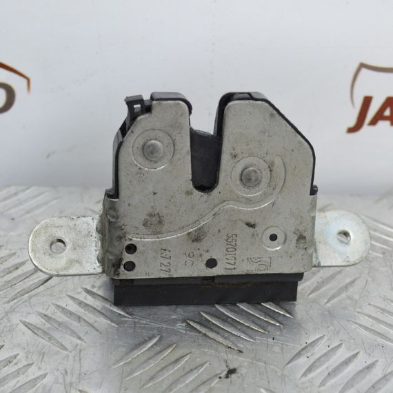 Замок кришки багажника Opel Astra K Corsa D E Meriva B замок задніх дверей Опель Астра Корса Меріва 55701971