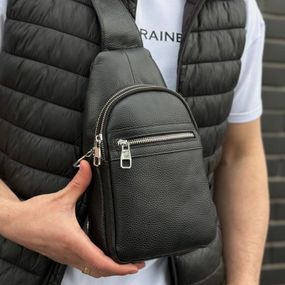 Кожаная сумка-слинг через плечо черная TIDING BAG 3280