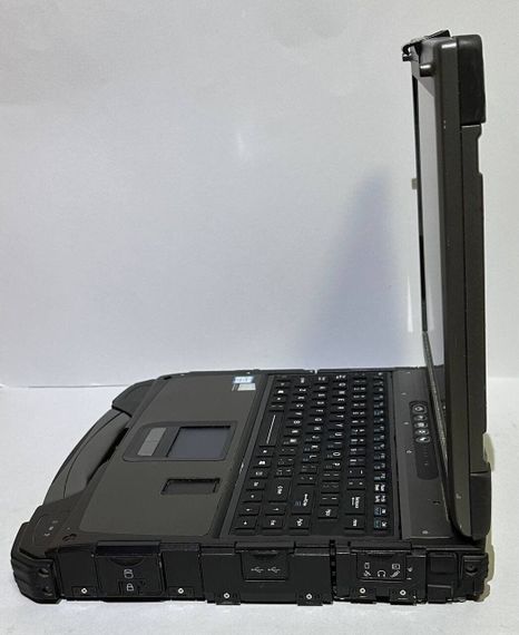 Защищенный ноутбук Б-класс Getac B300 G6 / 13.3" (1920x1080) TN Touch / Intel Core i5-6200U (2 (4) ядра по 2.3 - 2.8 GHz) / 16 GB DDR4 / 256 GB SSD / Intel HD Graphics 520 / DVD-RW / Fingerprint / 4G LTE / GPS б/у | Зображення 3