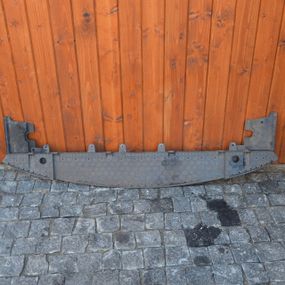 Підсилювач переднього бампера Hyundai i30 2007-2012 Підсилювач бампера передній Хюндай ай30