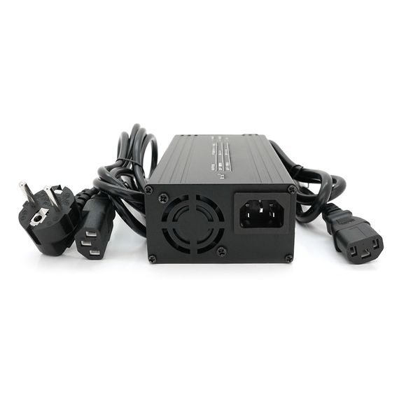 Зарядний пристрій для акумуляторів LiFePO4 12V(14,6V),4S,10A, роз'єм С13,137x90x50mm