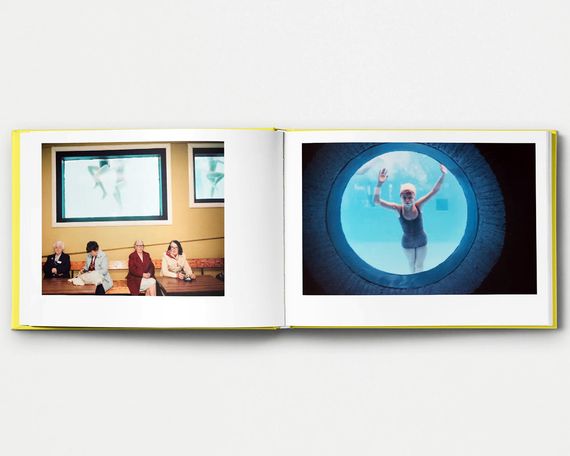 Подарункові книги для фотографів фотографії Мартіна Парра Martin Parr x The Anonymous Project: Deja View | Зображення 3