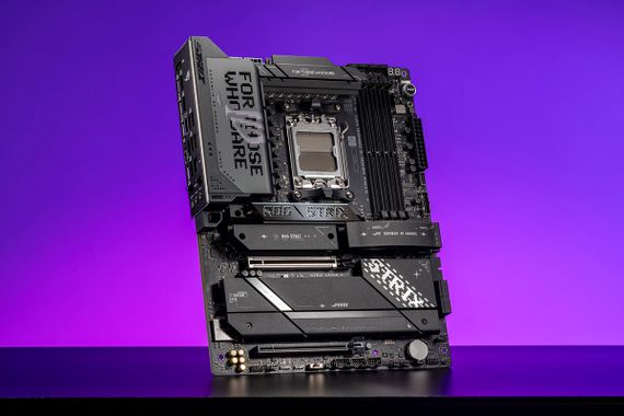Материнcкая плата ASUS ROG STRIX X870E-E GAMING WIFI sAM5 X870E 4xDDR5 M.2 HDMI WiFi BT ATX 90MB1IB0-M0EAY0 | Зображення 2