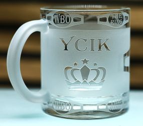 Стеклянная чашка 320мл Усик символ непобедимости и воли к победе подарок для фаната бокса кружка с гравировкой