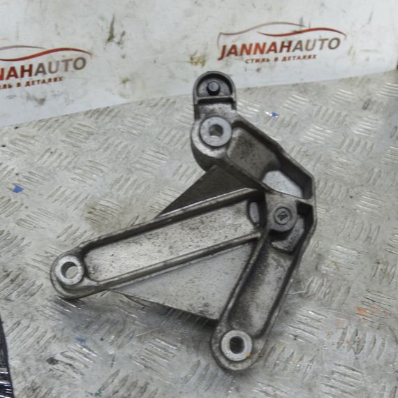 Кронштейн КПП 1.5 DCI Renault Kangoo 2008-2012 Кріплення коробки перемикання передач Рено Кангу 8200429499 | Зображення 1