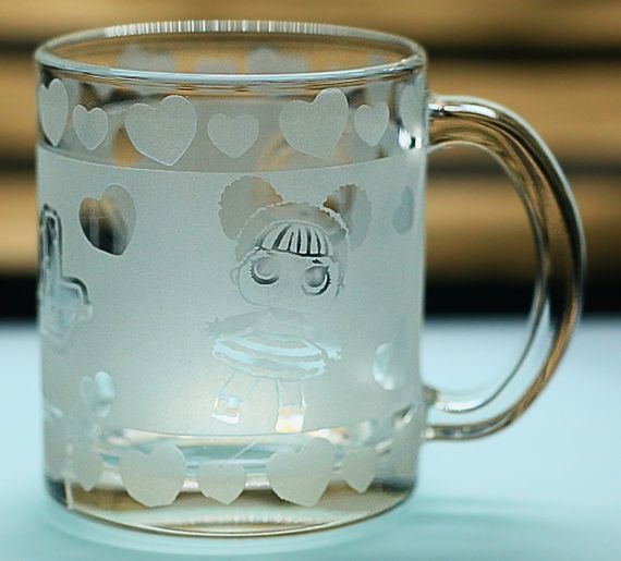 Подарочная детская чашка для чая воды 320 мл с гравировкой кукла ЛОЛ L.O.L | Зображення 3