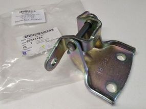 Петля дверей передньої Aveo "GM" (96541424) права