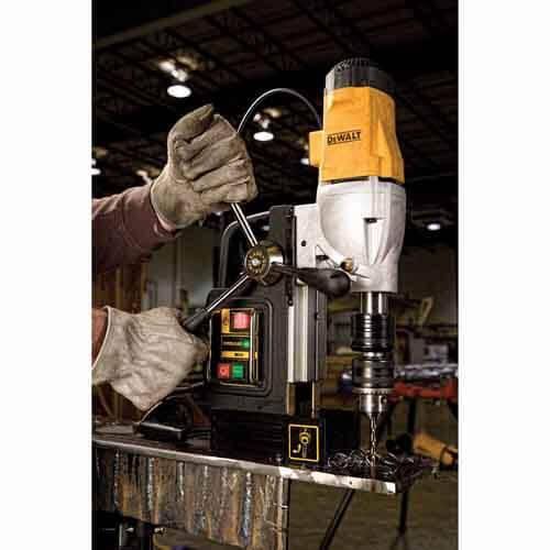 Станок сверлильный сетевой магнитный 1200Вт DeWALT DWE1622K | Зображення 3
