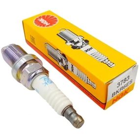 Свеча зажигания NGK Свічка запалювання (3783 BKR6ES)
