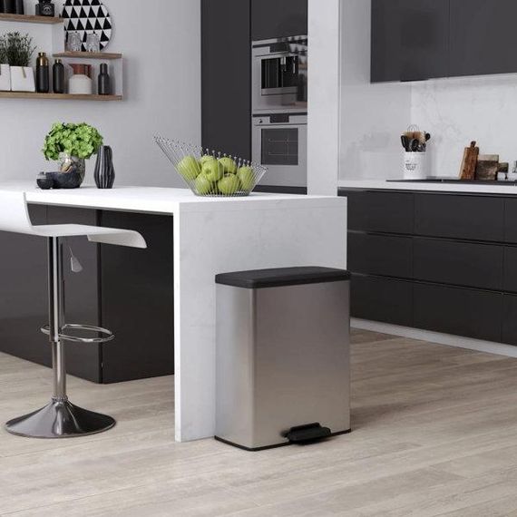 Контейнер для мусора с педалью Curver (Курвер) Deco bin 65 л (01128) Серебристый | Зображення 6