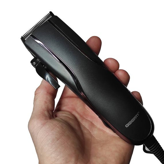 Машинка для стрижки волос от сети Geemy GM 811 ff