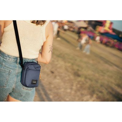 Сумка Pacsafe GO Micro Crossbody Темно-синяя (35130651) | Зображення 2