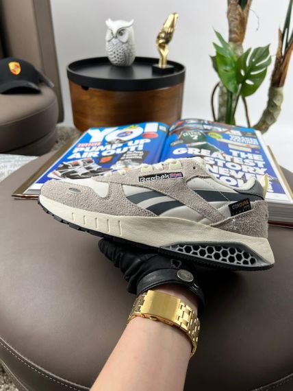 Кросівки R1e1ebok Classic Leather Hexalite White Grey Beige , В'єтнам 42 26.5