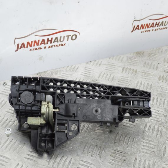 Ручка дверей задня ліва Audi A4 (B8) Q5 дверна ручка зовнішня Ауді а4 ку5 8T01837885A | Зображення 1