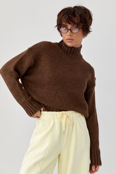 Однотонний в'язаний светр вільного фасону - коричневий цвет, ONE SIZE (є розміри) | Зображення 4