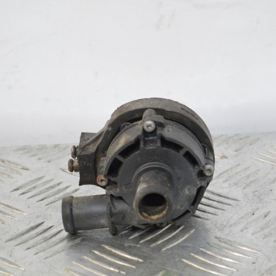 Водяний насос 1.6 TDI Skoda Octavia III 2013-2020 Помпа водяна Шкода Октавія 3 5C0965567