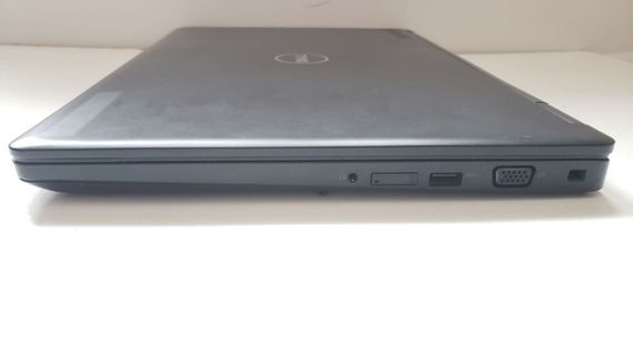 Мобильная рабочая станция Б-класс Dell Precision 3520 / 15.6" (1920x1080) IPS / Intel Xeon E3-1505M v6 (4 (8) ядра по 3.0 - 4.0 GHz) / 16 GB DDR4 / 512 GB SSD M.2 / nVidia Quadro M620, 2 GB GDDR5, 128-bit / WebCam б/у | Зображення 4