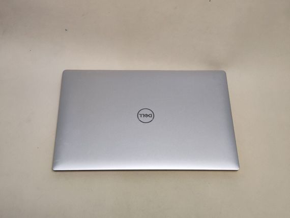 Мобильная рабочая станция Dell Precision 5530 / 15.6" (1920x1080) IPS / Intel Core i7-8750H (6 (12) ядер по 2.2 - 4.1 GHz) / 16 GB DDR4 / 256 GB SSD / nVidia Quadro P1000, 4 GB GDDR5, 128-bit / WebCam б/у | Зображення 6