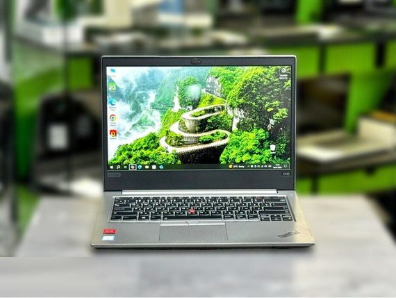 Ноутбук Б-класс Lenovo ThinkPad E480 / 14" (1920x1080) IPS / Intel Core i7-8550U (4 (8) ядра по 1.8 - 4.0 GHz) / 16 GB DDR4 / 256 GB SSD + 1000 GB HDD / AMD Radeon RX 550, 2 GB GDDR5, 64-bit / WebCam б/у | Зображення 1