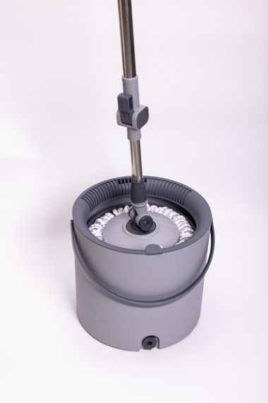 Набір для прибирання з круглою телескопічною шваброю з мікрофібри та відром із віджимом для підлоги HP-35015-22 | Зображення 1