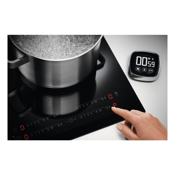 Варочная поверхность Electrolux CIR60433 | Зображення 3