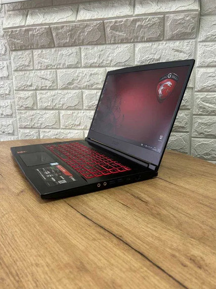 Ноутбук  MSI GF63 Thin 9SC 15.6" i7 9750H 16Gb SSD 512Gb GTX 1650 MaxQ Б/В | Зображення 1