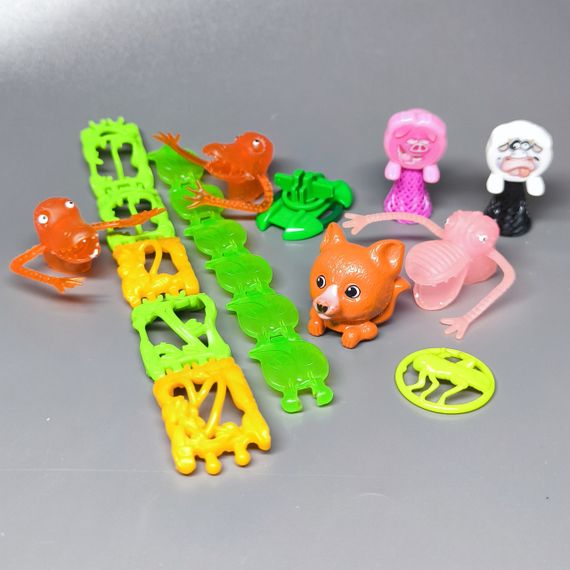 Іграшки Кіндер мікс (10шт) вживане