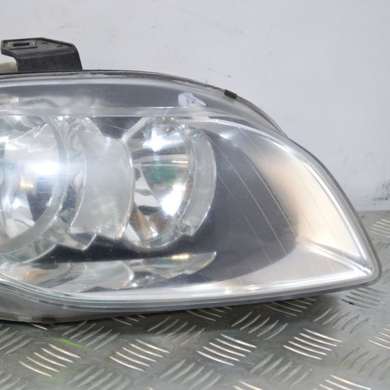 Фара передня права Audi A4 B7 2004-2008 жовтий поворот Ауді а4 б7 8E0941004AJ | Зображення 2