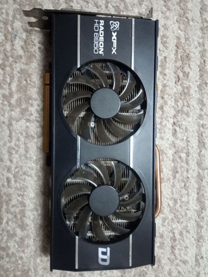 Дискретная видеокарта XFX Double D HD 6950 XXX, 2 GB GDDR5, 256-bit / 1x HDMI, 2x mini-DisplayPort, 2x DVI б/у | Зображення 1