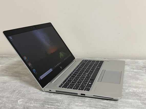 Ультрабук Б-класс HP Elitebook 745 G5 / 14" (1920x1080) IPS / AMD Ryzen 7 Pro 2700U (4 (8) ядра по 2.2 - 3.8 GHz) / 16 GB DDR4 / 256 GB SSD / AMD Radeon Vega 10 Graphics / WebCam б/у | Зображення 2