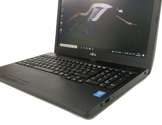 Ноутбук Fujitsu LifeBook A555 / 15.6" (1366x768) TN / Intel Core i3-5005U (2 (4) ядра по 2.0 GHz) / 8 GB DDR3 / 128 GB SSD / Intel HD Graphics 5500 / WebCam / Win 10 Pro б/в | Зображення 8