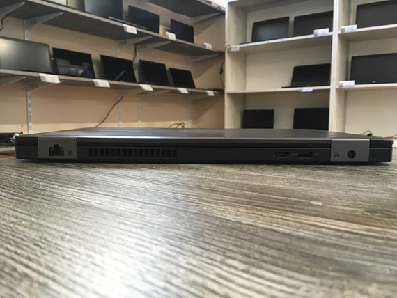 Ноутбук Dell Precision 3520|15.6 FHD,IPS/i7-7820HQ/16Gb/QuadroM620 2GB/256SSD | Зображення 2