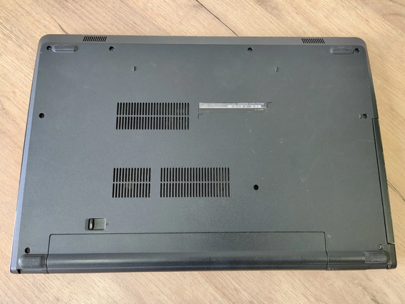 Ноутбук  Dell Inspiron 15 3567/15.6 /HD/i5 7200U/8Gb/HDD500Gb/R5 M430-2Gb | Зображення 5