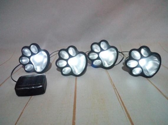 Світяться сліди Paw Prints Lights на сонячній батареї | Зображення 2