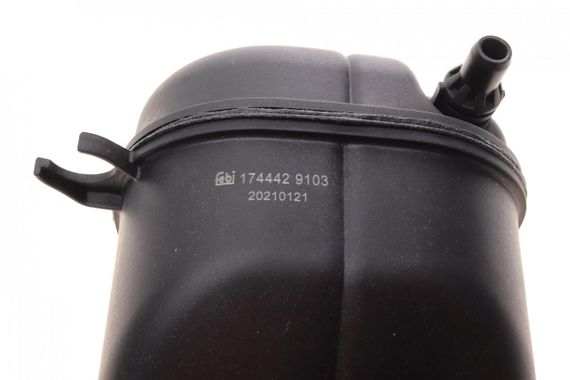 Бачок розширювальний BMW 5 G30 G31 6 G32 7 G11 G12 8 G14 G15 G16 2.0-3.0i 16- 174442 | Зображення 1