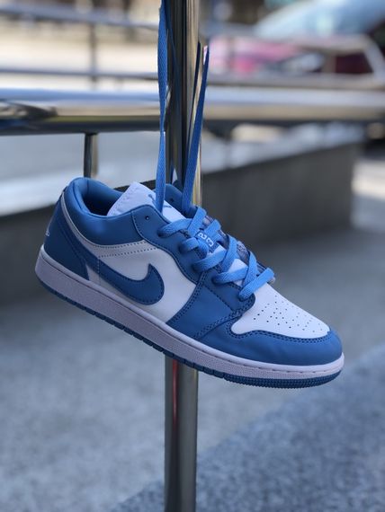 Жіночі кросівки Nike Air Jordan 1 Low | Зображення 7
