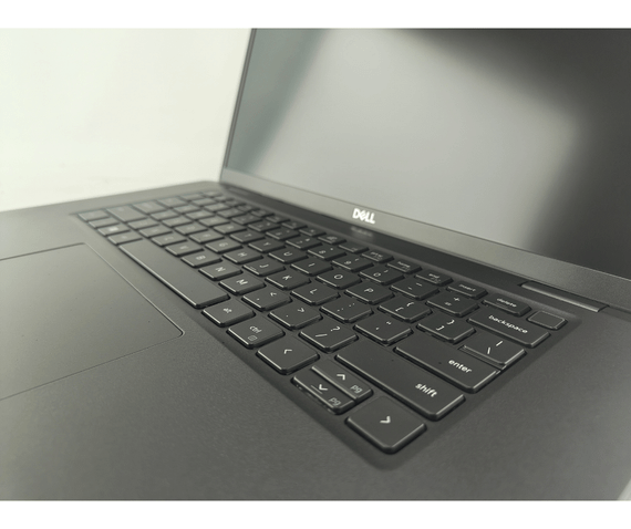 Ультрабук Dell Latitude 7530 / 15.6" (1920x1080) IPS / Intel Core i7-1255U (10 (12) ядер по 1.7 - 4.7 GHz) / 16 GB DDR4 / 240 GB SSD / Intel Iris Xe Graphics / WebCam б/у | Зображення 2