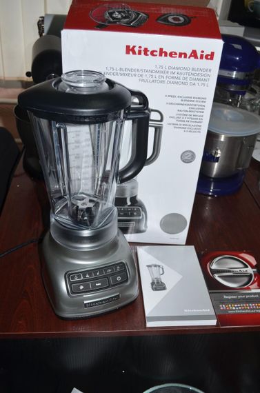 Стационарный настольный блендер 1.75 л, KitchenAid 5KSB1585ECU Diamond серебряный | Зображення 1
