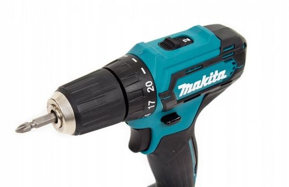 Набір акумуляторних шурупокрутів в металевому кейсі Makita CLX224X (30/110 Нм, CXT) | Зображення 3