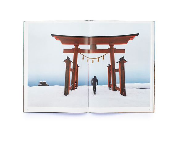Книги знаменитих фотографів Стів МакКаррі Steve McCurry:In Search of Elsewhere подарункові книги для фотографів | Зображення 6